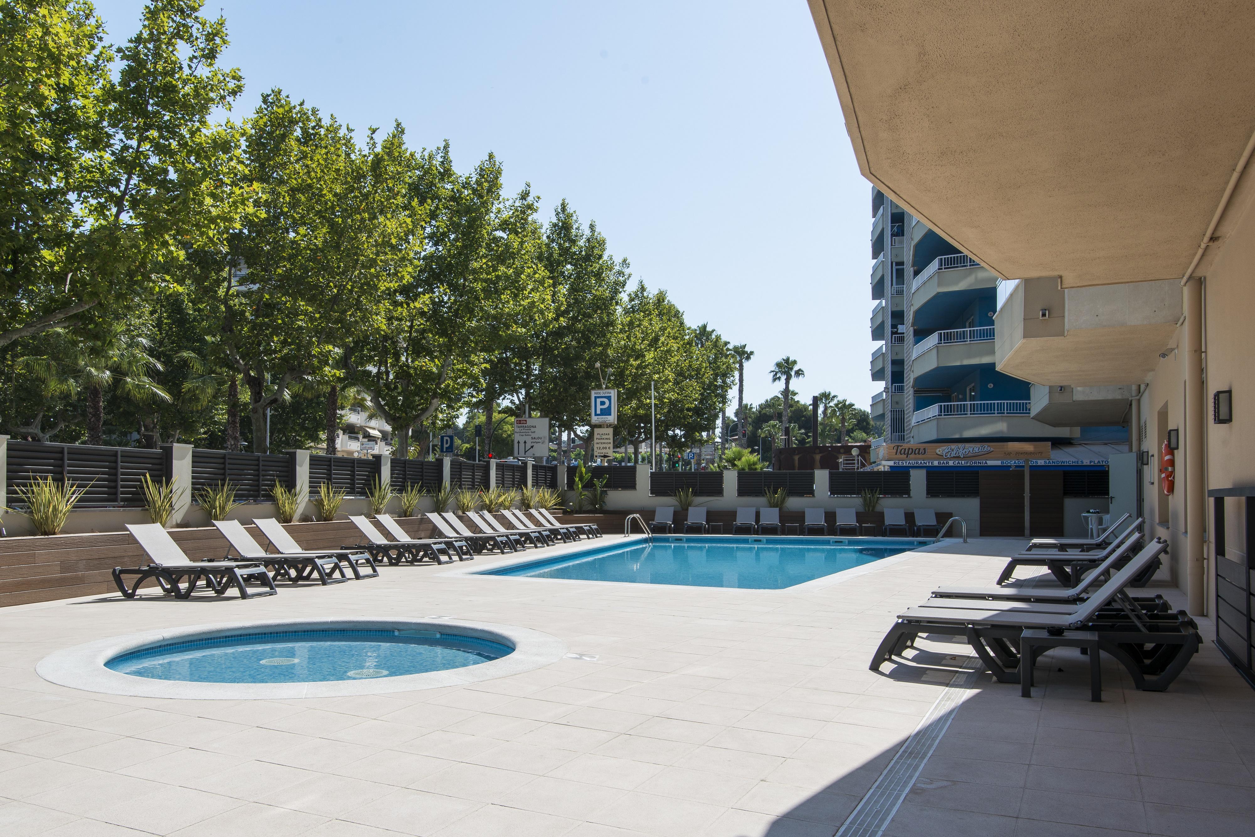 California Apartments Salou Buitenkant foto