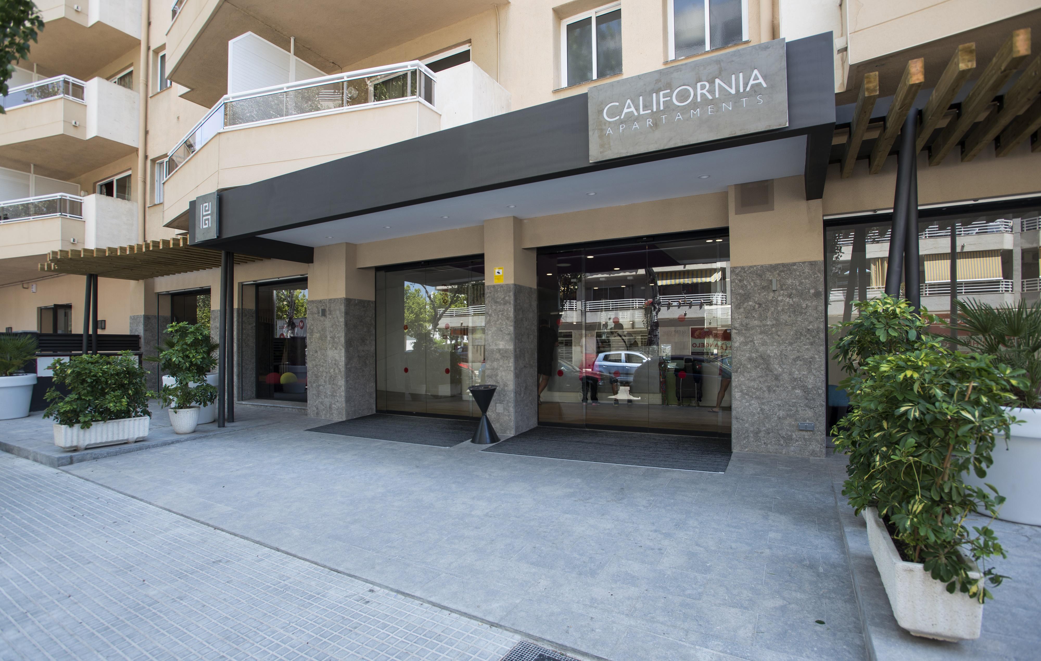 California Apartments Salou Buitenkant foto