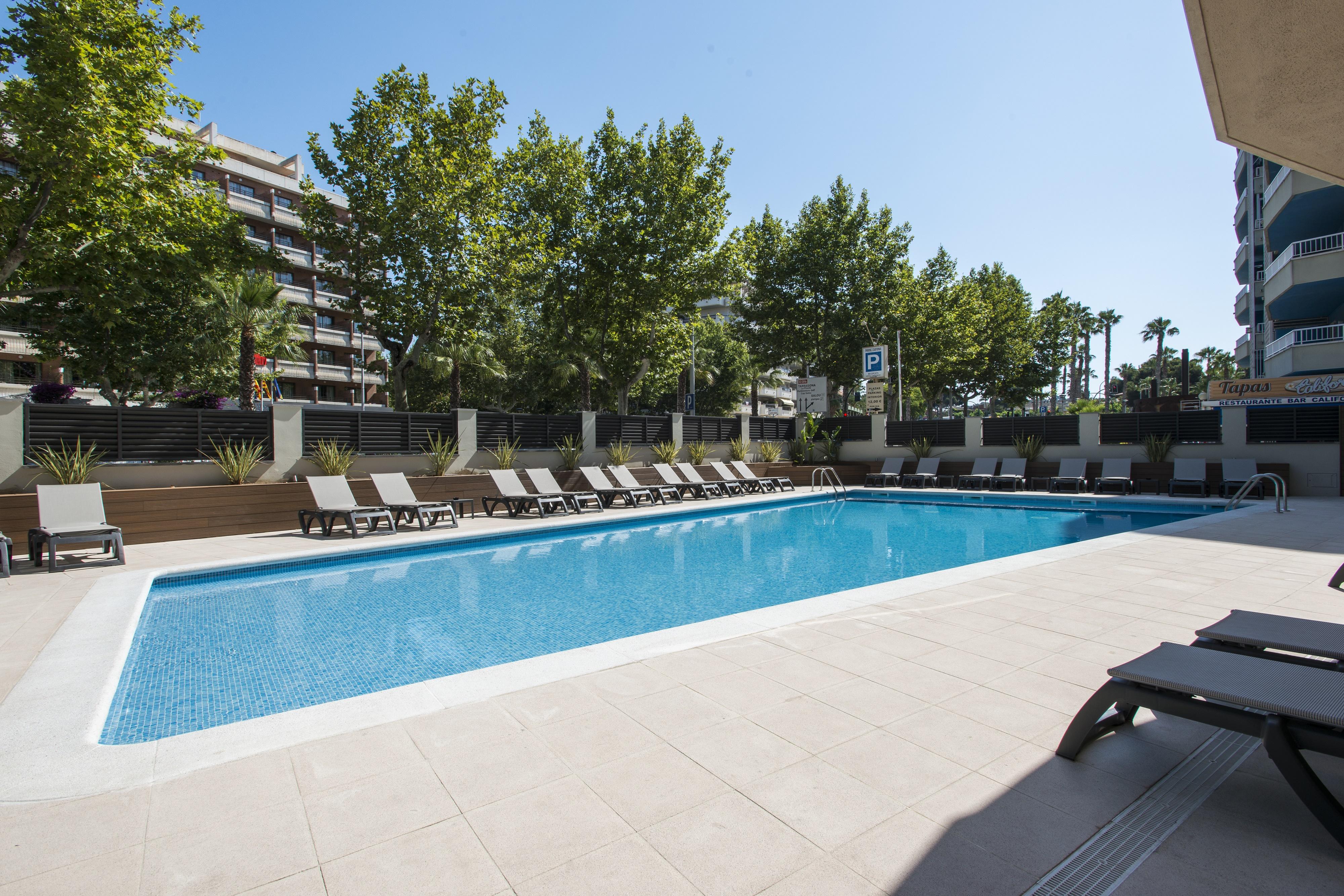 California Apartments Salou Buitenkant foto