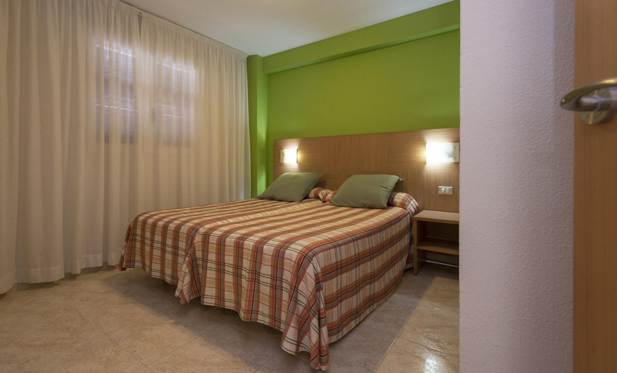 California Apartments Salou Buitenkant foto