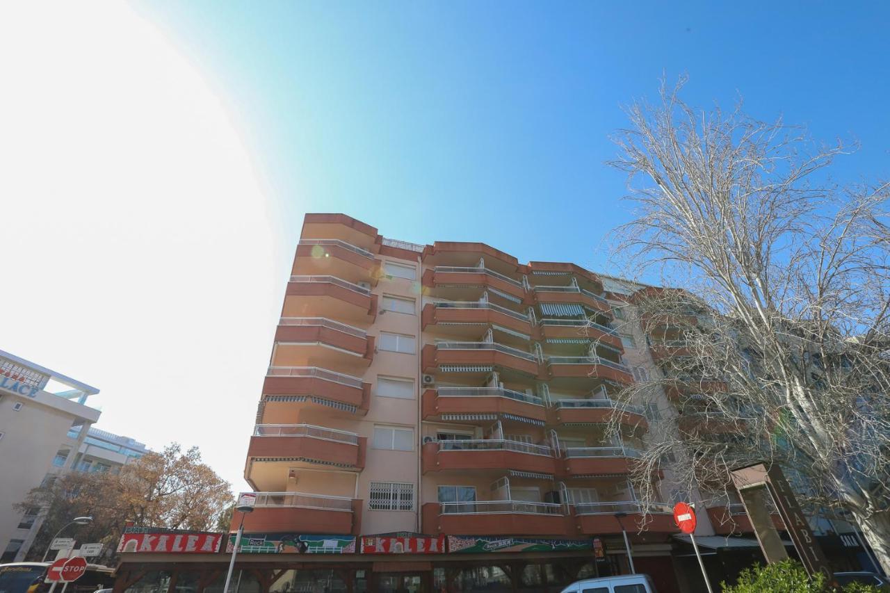 California Apartments Salou Buitenkant foto