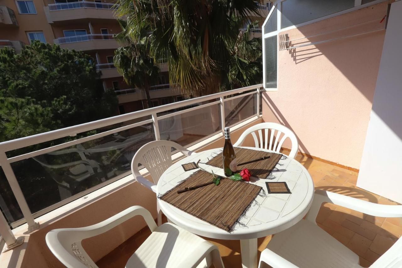 California Apartments Salou Buitenkant foto